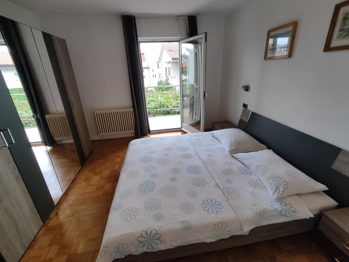 Apartments Samec Izola Bagian luar foto